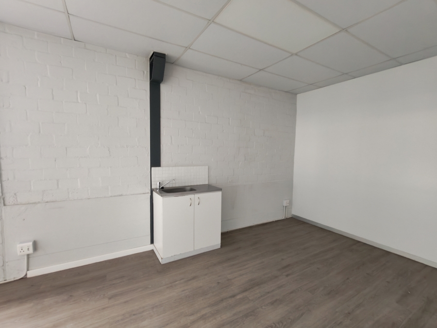To Let Commercial Property for Rent in Firgrove Western Cape